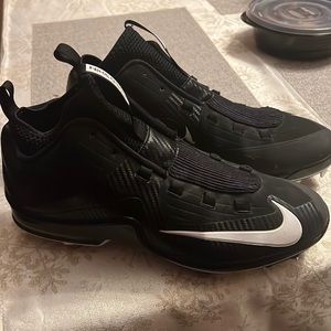 Men’s nike cleats SZ 12